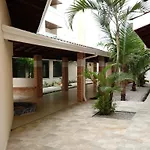 Toninhas Residencial Club