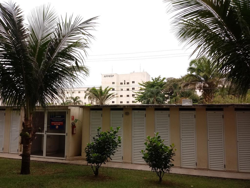 Toninhas Residencial Club *